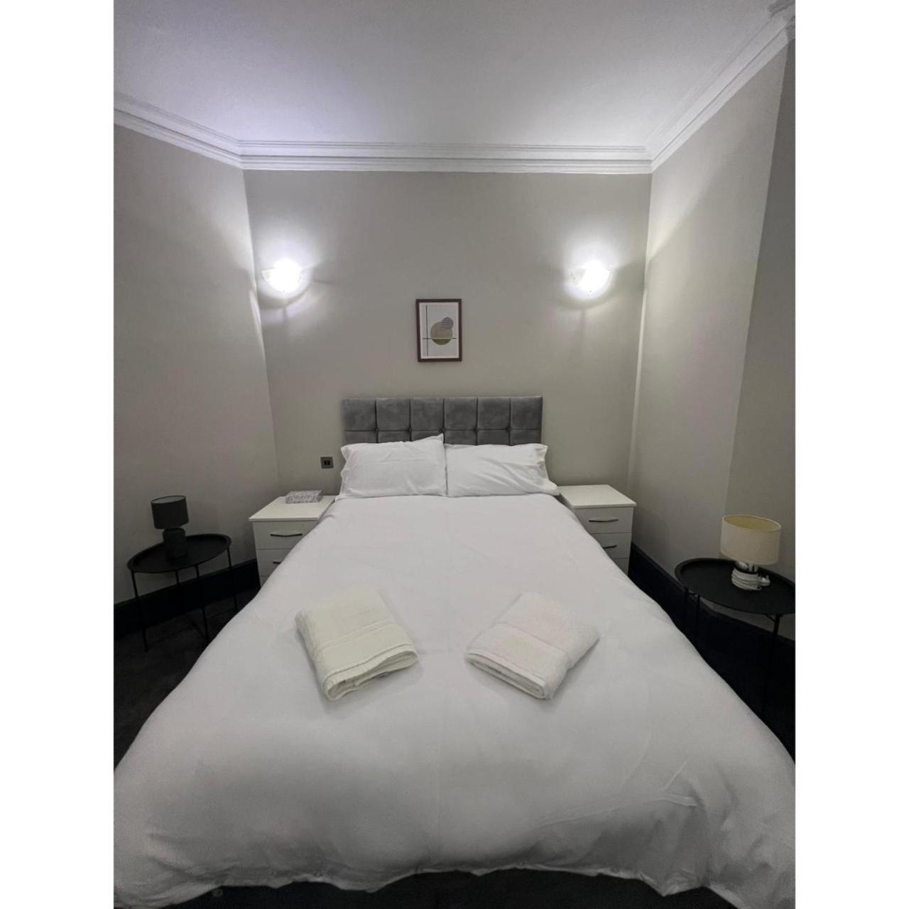 Апартаменти Fabulous 3 Bed Flat Near Edgware Road Station Лондон Екстер'єр фото